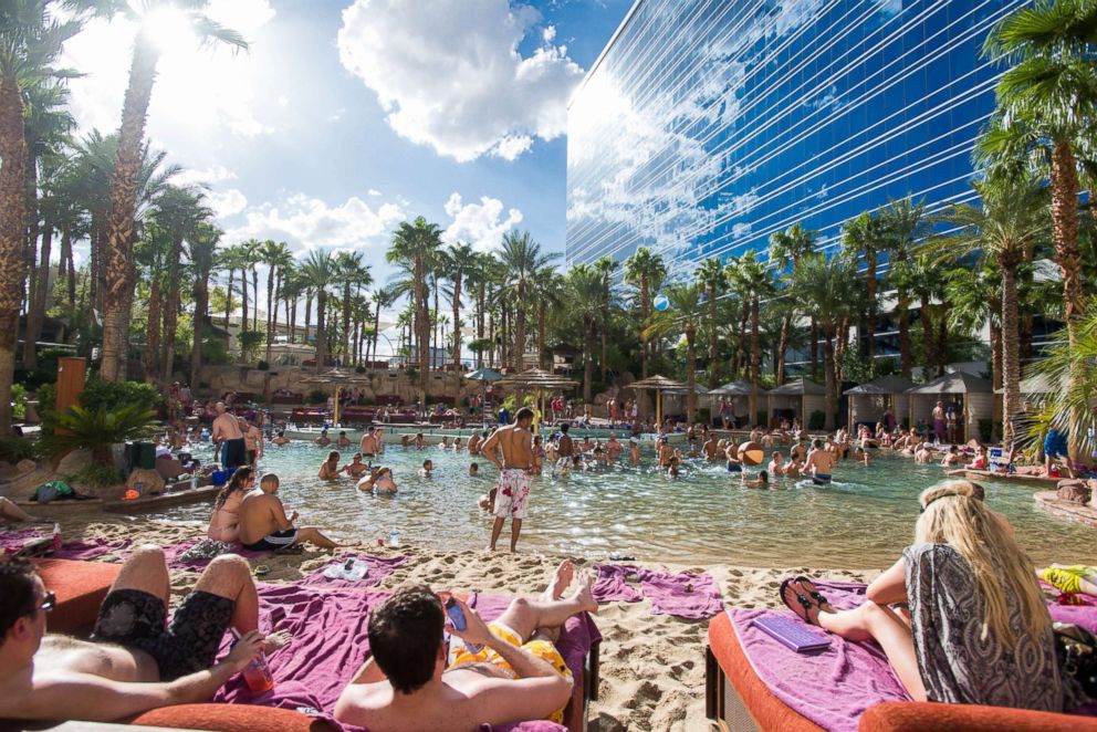 Las Vegas 11 Best Hotel Pools Gma
