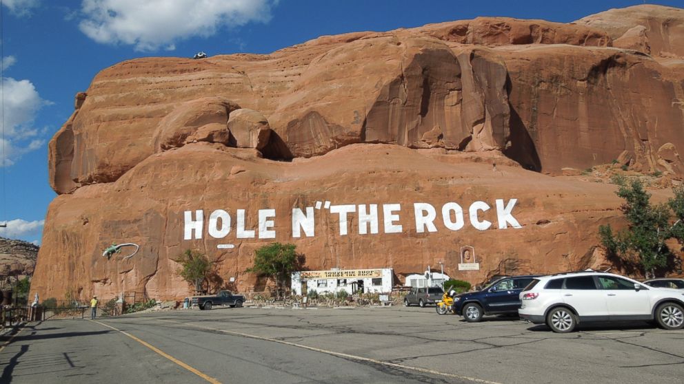 PHOTO: Hole 'N the Rock in Moah, Utah