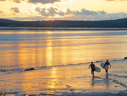 Surfing in Canada