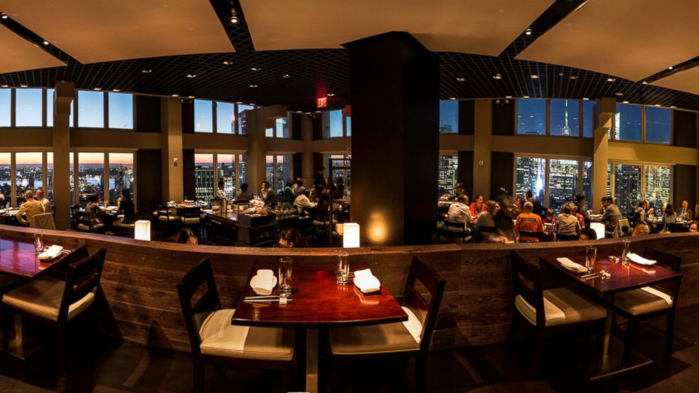 Gaonnuri is a "hidden" Korean restaurant in a penthouse in New York City' midtown. 