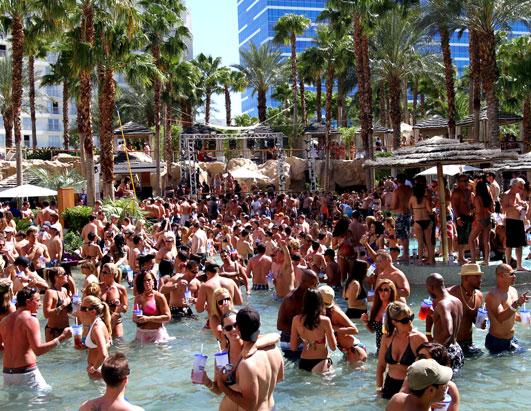Best Las Vegas Topless and Party Pools from Best Vegas Pool Party Zones.