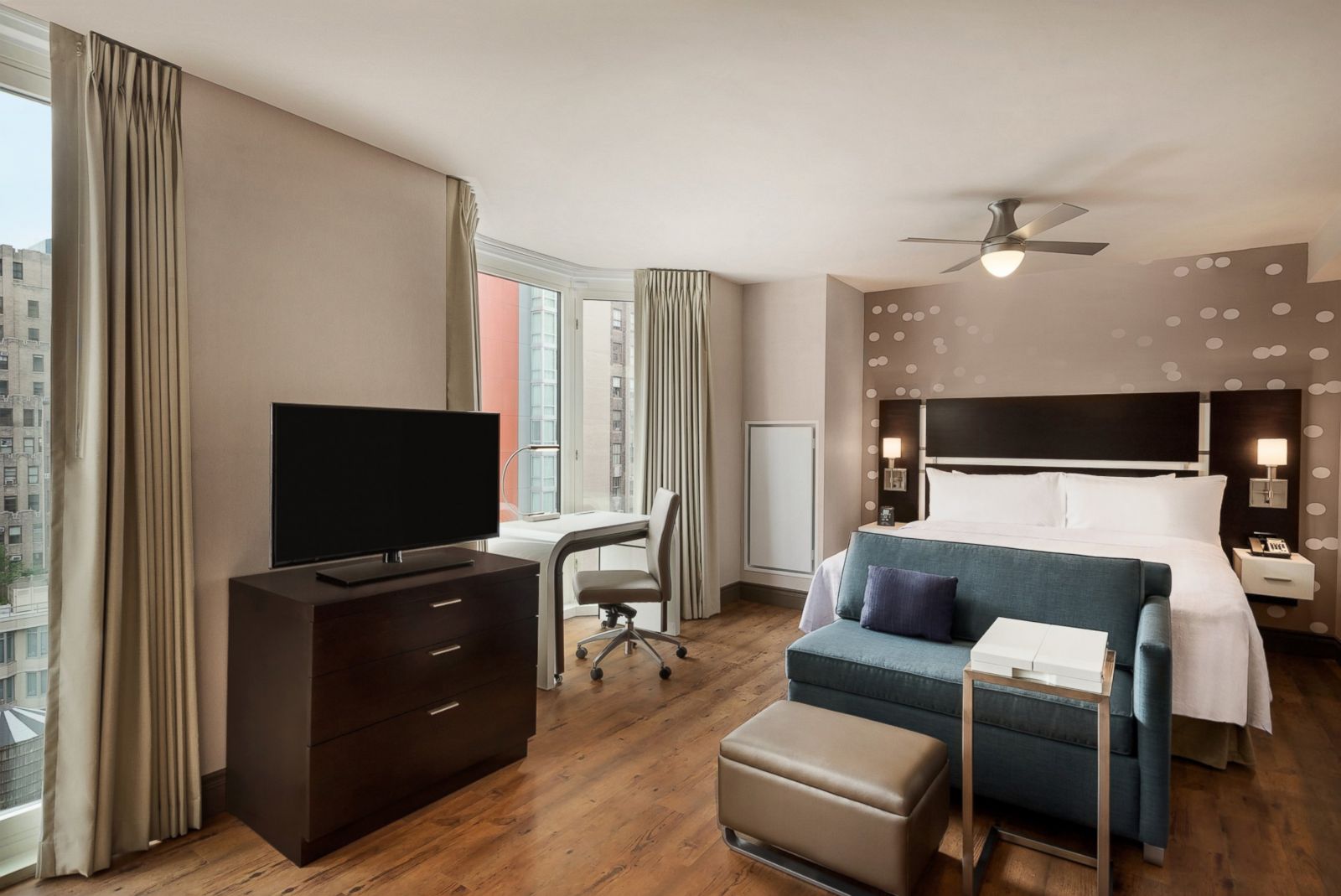 Hotel Suite Of The Week Homewood Suites New York ABC News   Ht Homewood Suites New York 04 Jc 140919 3x2 1600 