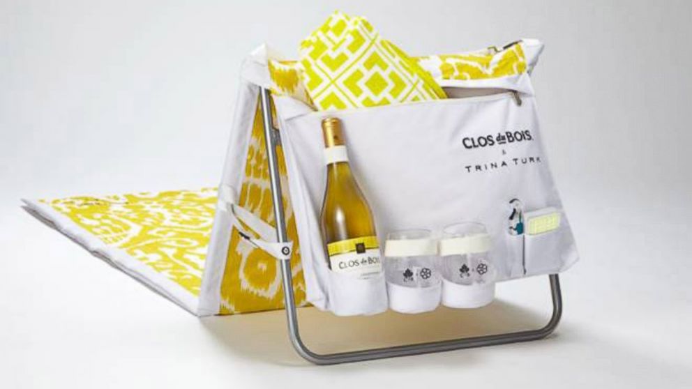 Clos on the Go by Trina Turk is this summer’s must-have for the jet setter. 