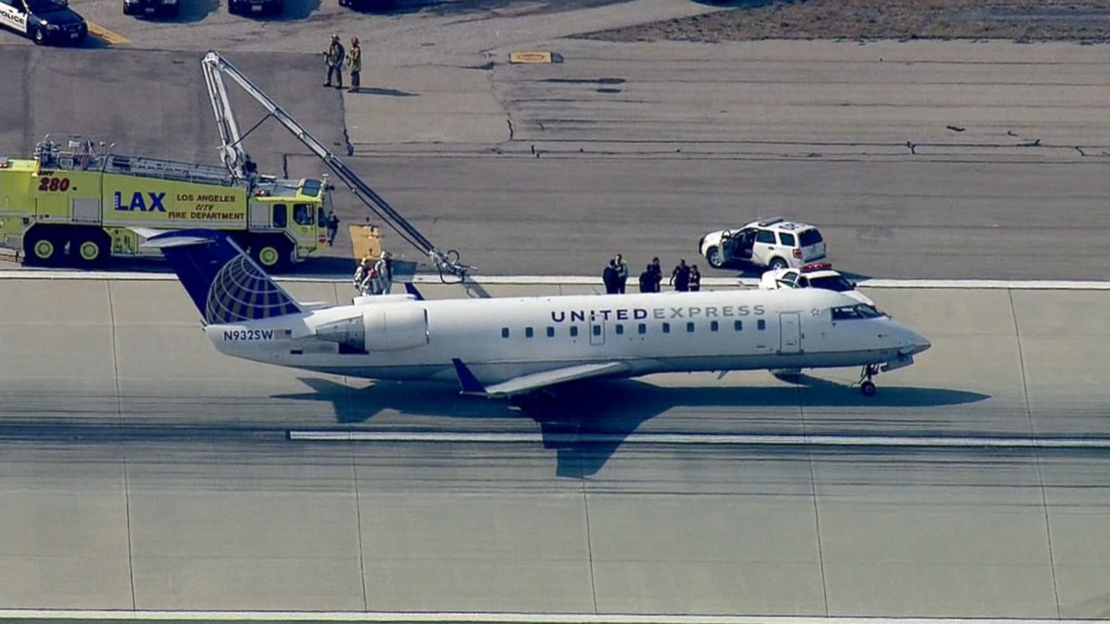 Woman Claims She and Daughter With Autism Were Kicked Off United Airlines  Flight - ABC News