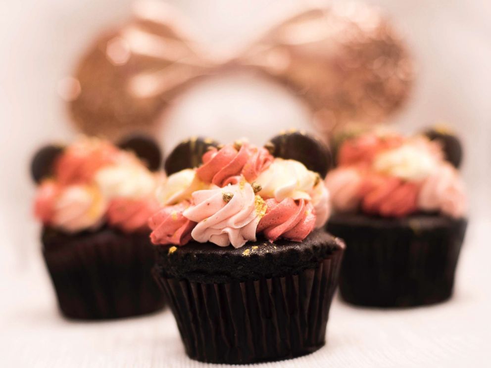 PHOTO: Rose gold treats are all the rage right now.