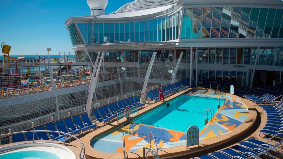 5 wow-factor features on Symphony of the Seas from Cruise Critic | GMA