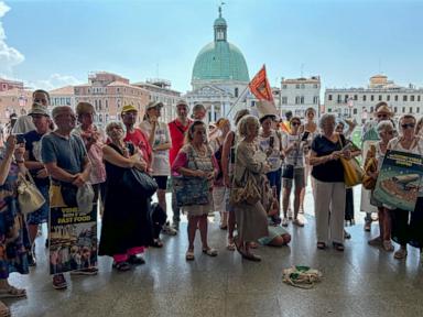 Venice extends its day-tripper tax through next year to combat overtourism