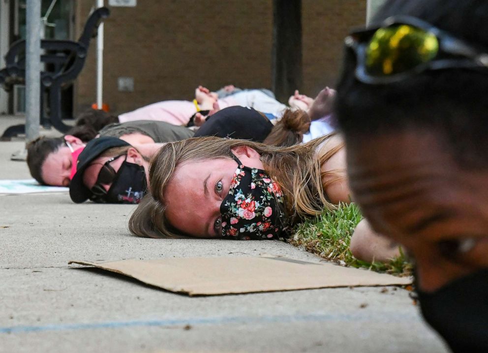 PHOTO: Black Lives Matter protesters gather outside of the Glenwood Springs City Hall and Garfield County Sheriff's Office in Glenwood Springs, Colo., June 1, 2020.