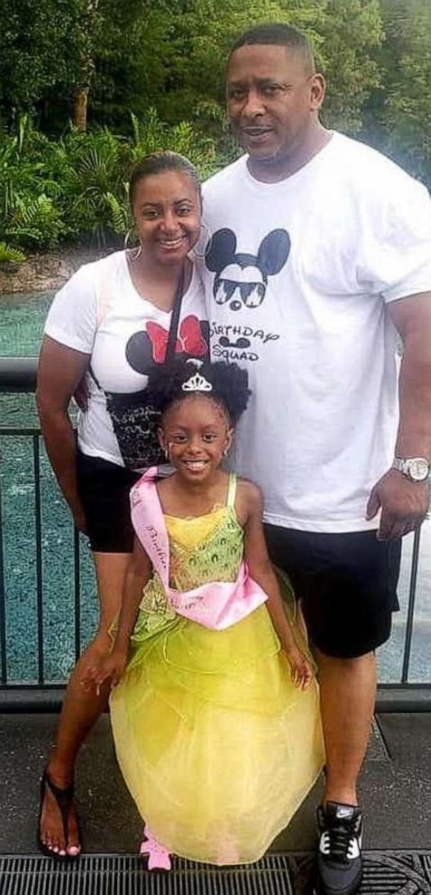 PHOTO: 5-year-old Skylar Herbert, who has died after coronavirus complications, alongside her parents Ebbie and LaVondria Herbert.