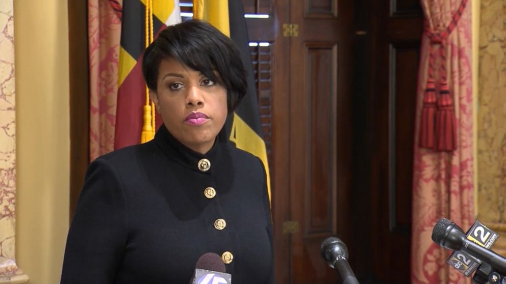 Video Baltimore Police Commissioner Fired After Homicide Spike Abc News 7957