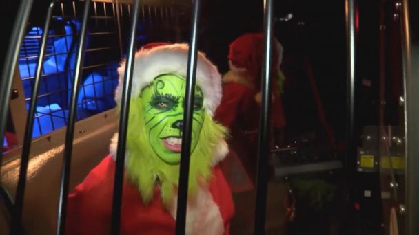 Video Massachusetts Police Literally Catch The 'Grinch' In Parody Video ...