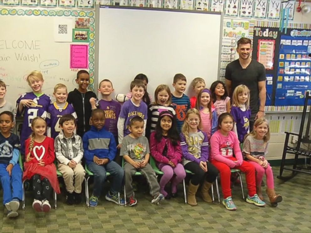 Elementary students comfort Blair Walsh, and other quirky sports