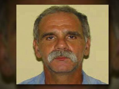 VIDEO: Ohio Highway State Patrol confirms to ABC News that escaped inmate John Modie has been arrested in Nelsonville late Monday evening.