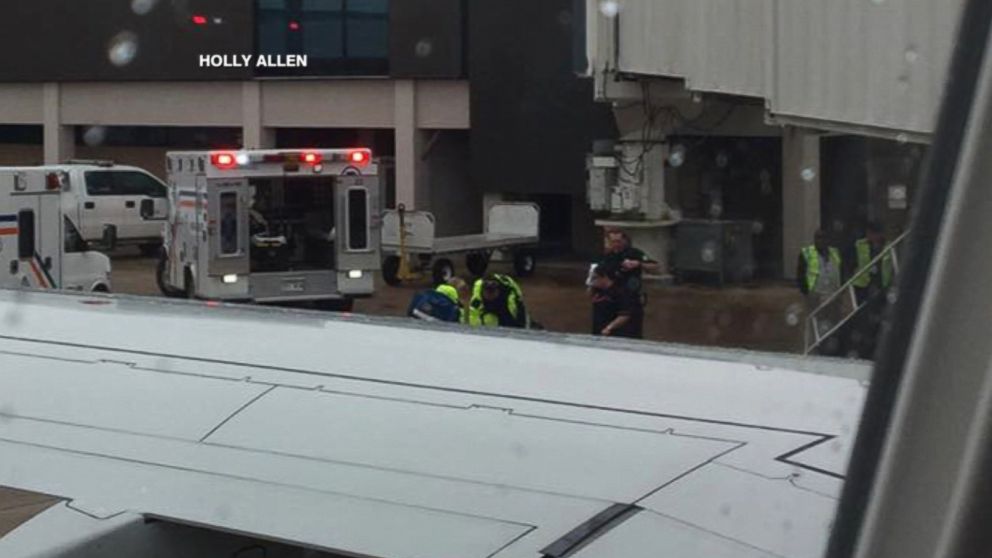 2 Flight Attendants Injured In Turbulence On American Eagle Flight ...