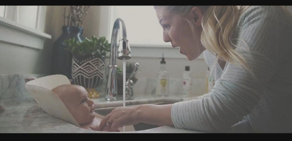 Tear Jerking Mother S Day Video Reminds Moms To Embrace The Chaos Abc News