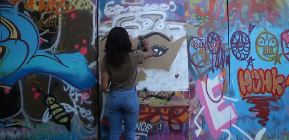 Graffiti Apprentices In Washington Dc Help Create Street Murals To Combat Illegal Tagging Abc News