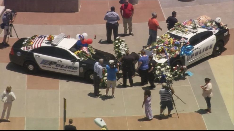 Video Community Places Flowers At Growing Memorial For Slain Dallas 