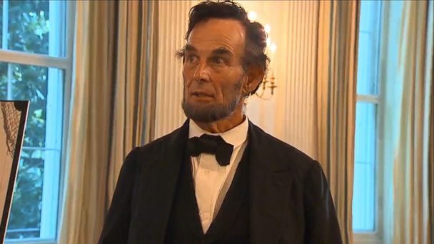 tad lincoln brings soldier to white house