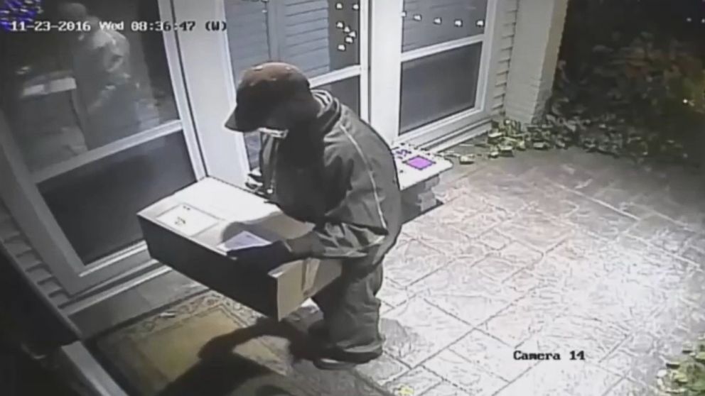 Video Man Poses as UPS Delivery Driver to Rob Home, Video Shows - ABC News