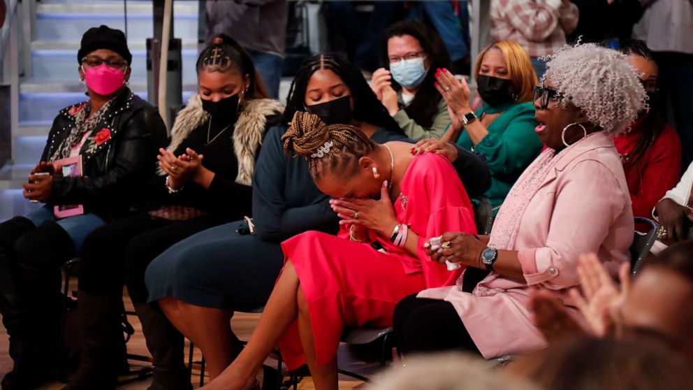 PHOTO: "The View" celebrates breast cancer survivors Angela Taylor (Fort Lauderdale, Florida), Venita Graves (Houston, Texas) and Dawn Compton (Belleville, Texas).