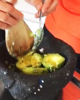 VIDEO: Insider secrets for perfect guacamole