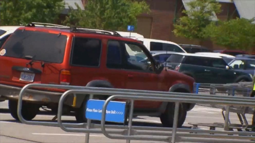 What Would You Do Thief Steals Gas Out Of Cars Video Abc News Now Playing Pregnant Suv Driver Arrested After Allegedly Running Down Suspected Thief