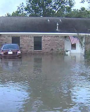 VIDEO: Surveying the damage from Hurricane Harvey in Pearland, Texas