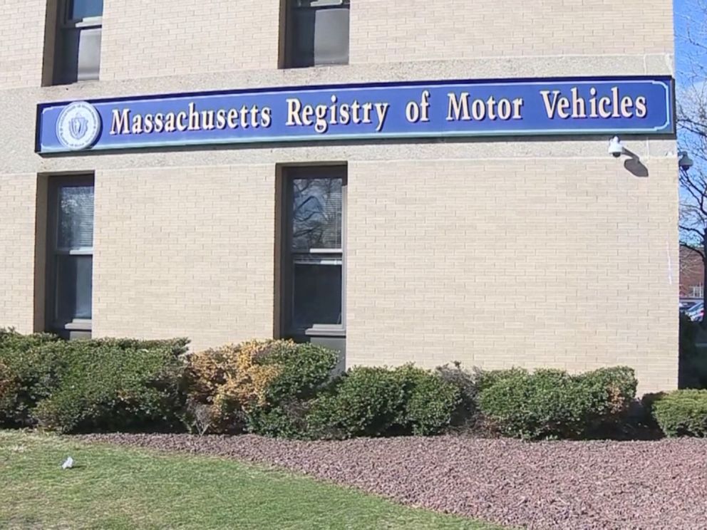 RMV mistakenly tells thousands of drivers their licenses are suspended -  ABC News