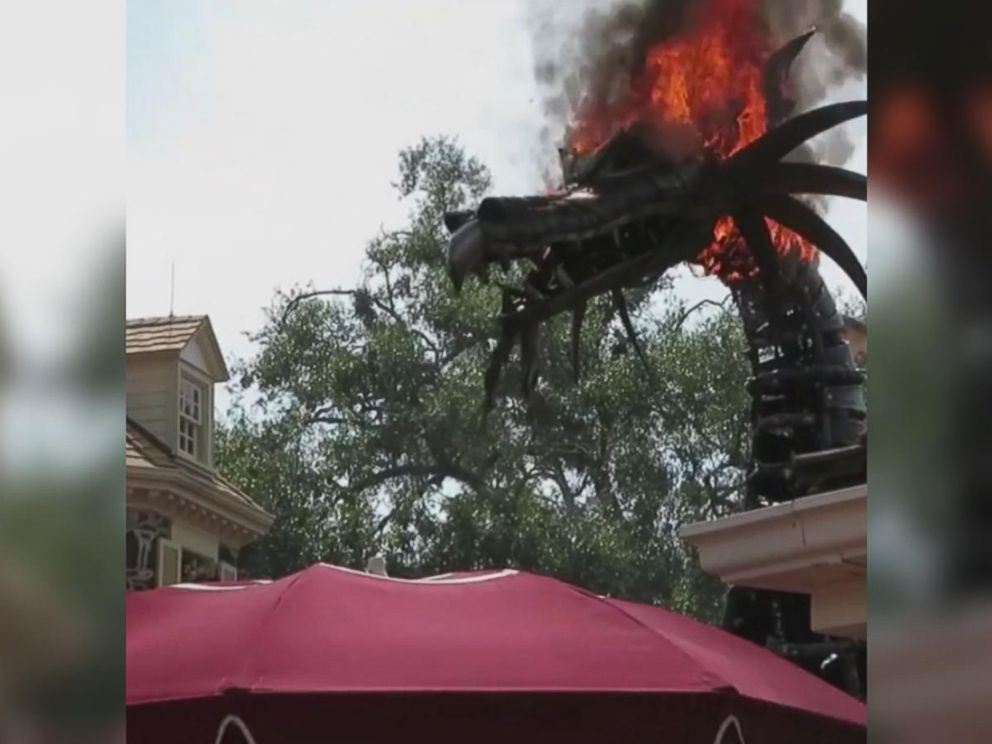 Dragon float catches on fire during Disney World parade - ABC News