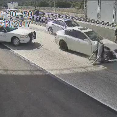 VIDEO: Car transporting illegal immigrants races through Border Patrol checkpoint