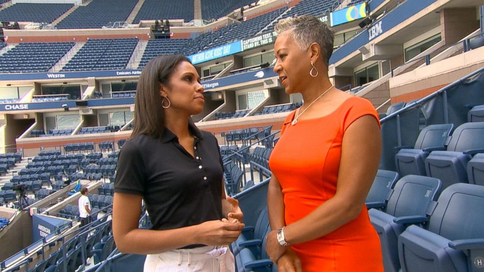 Venus Throws Herself At Waiting Arms Of >> Serena And Venus Williams Reign At The Us Open Inside The Williams Venus Throws Herself At Waiting Arms Of >> Serena And Venus Williams Reign At The Us Open Inside The Williams