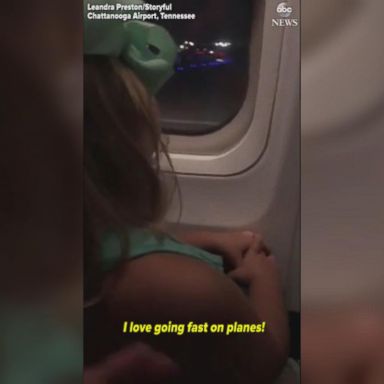 VIDEO: Airline passengers charmed by little girl's reaction to takeoff