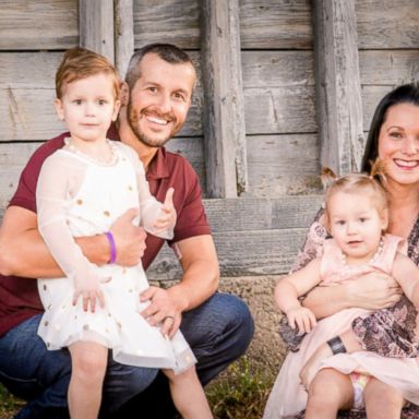 VIDEO: Chris Watts sent a woman love letters while keeping appearances as a family man.