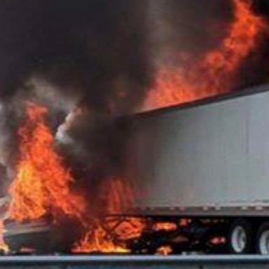 VIDEO: Fiery Florida highway crash 