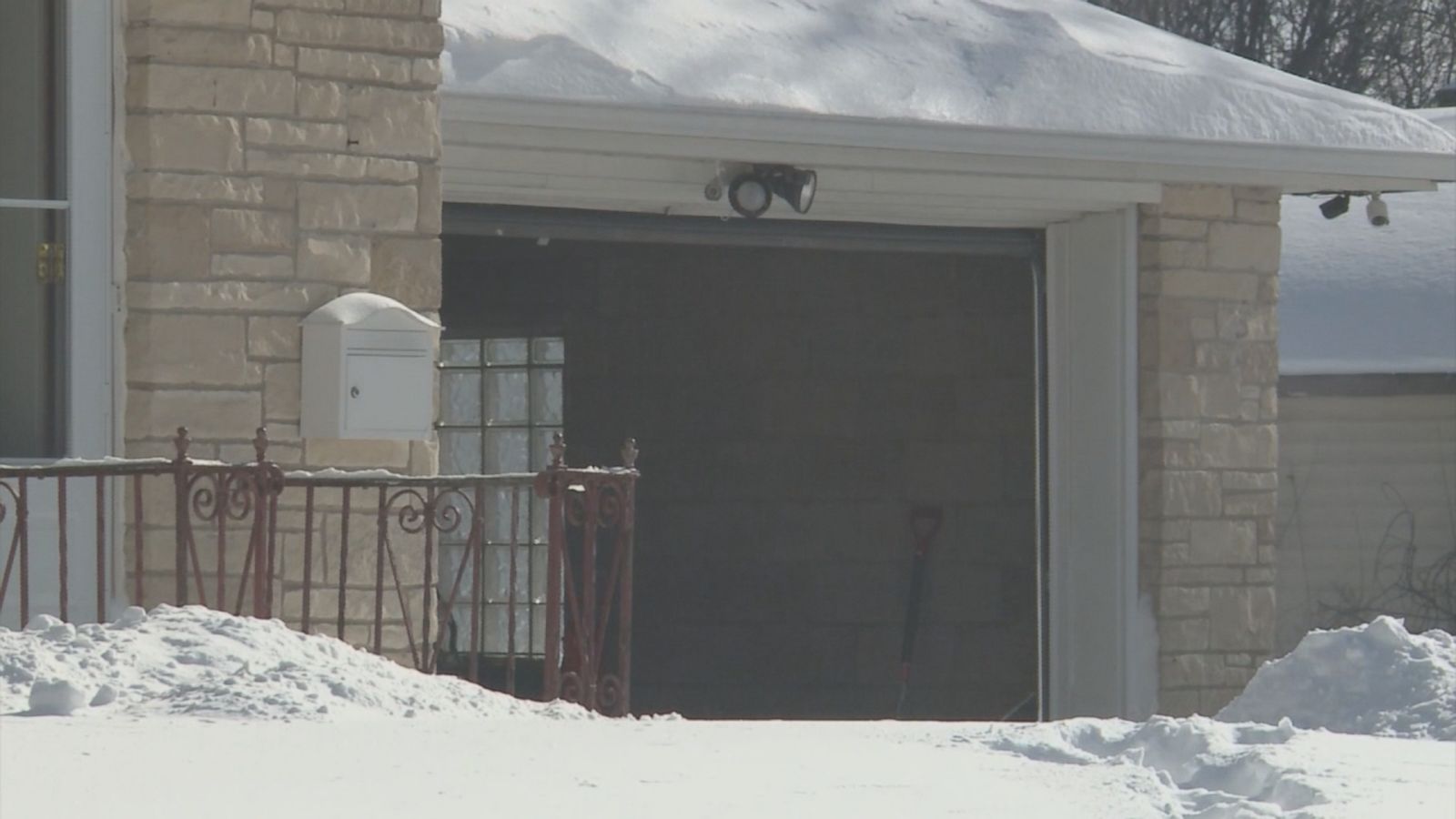 55-year-old man found dead, 'frozen' near snow shovel in Wisconsin ...