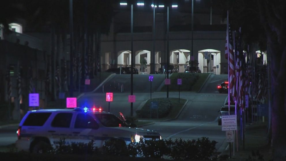 PHOTO: A wounded doctor helped subdue an active shooter at a veteran's hospital Wednesday night in Florida.