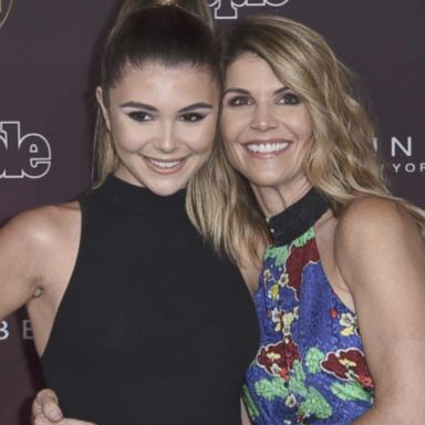 VIDEO: Lori Loughlin makes bail in college admissions scandal