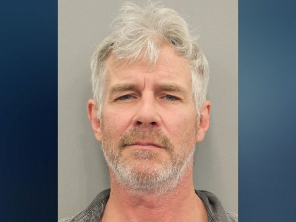 Trivago Guy Actor Tim Williams Charged With Driving While Intoxicated Authorities Abc News