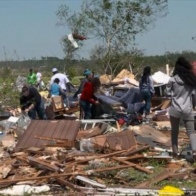 VIDEO: Eight dead as storms move east from Texas to Ohio