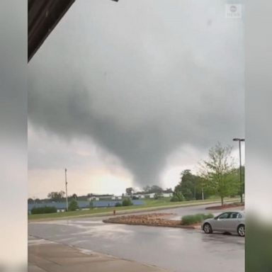 VIDEO: Tornado damage reported in Arkansas