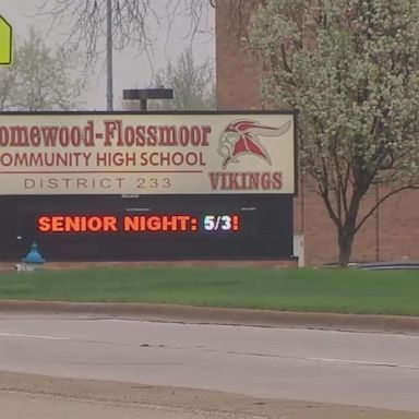 VIDEO: Photo of students in blackface prompts walkout at Illinois high school