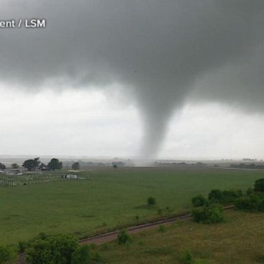 VIDEO: 25 tornadoes reported in 5 states as heavy rain brings flooding