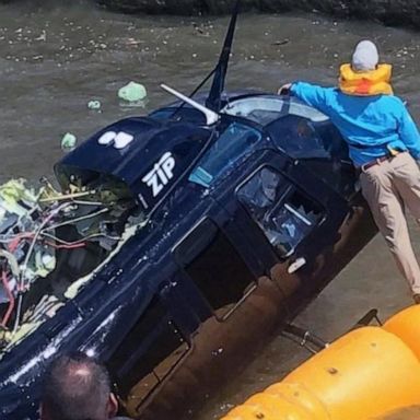 VIDEO: Pilot survives chopper's terrifying plunge into Hudson River