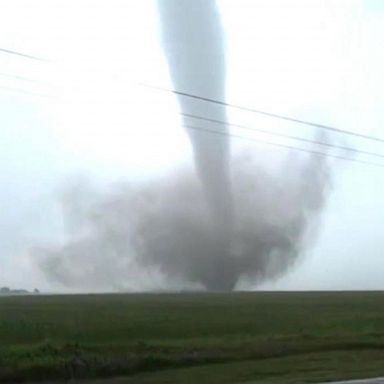 VIDEO: Deadly tornadoes tear up homes, leave path of destruction