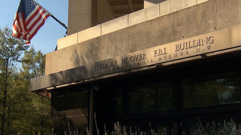 Video Fbi Warns Of Increasing Threat Of Domestic Terrorism Abc News