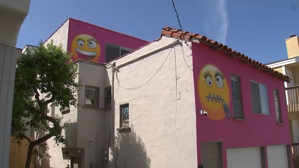 Pink Emoji House Causes Stir In California Beach Town Abc News