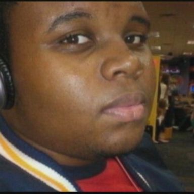 5 years after Michael Brown's death, his father is seeking a new investigation