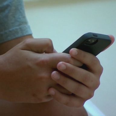 Wisconsin high school students could face fines for sexting