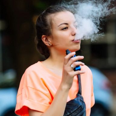 PHOTO: Officials in Wisconsin ask public to stop vaping immediately