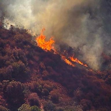 VIDEO: Residents flee as Getty Fire threatens Los Angeles